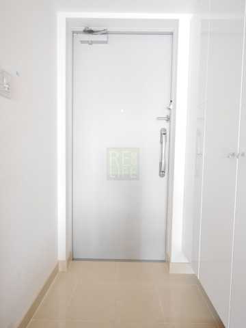 玄関　コンフォリア春日富坂