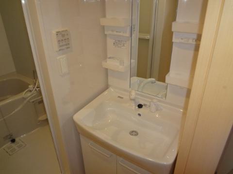 洗面設備　洗髪洗面化粧台