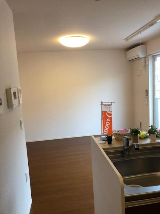 居室・リビング　リビング部分・日当たり良好です♪