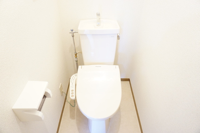 トイレ　洗浄便座