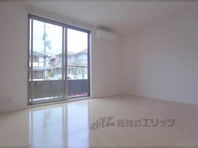 居室・リビング　洋室