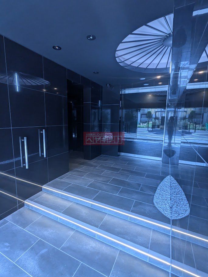 エントランス　エントランス