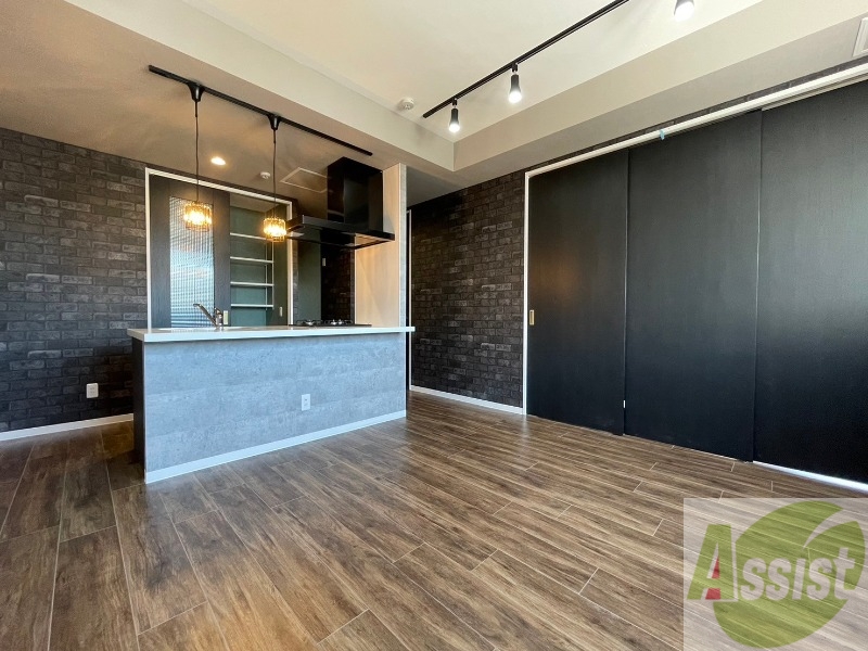 居室・リビング　広々としたリビングですね。使い勝手がよさそうですね！