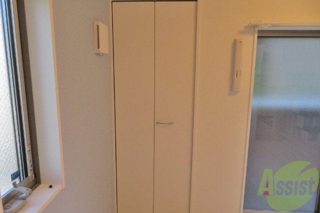 収納　このお部屋唯一のクローゼット！中身が気になりますね！！