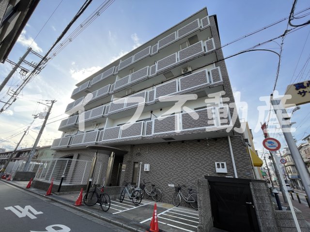 建物外観　外観は落ち着いています