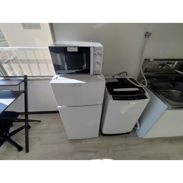 居室・リビング　家電は設置イメージとなり賃料に含まれてお