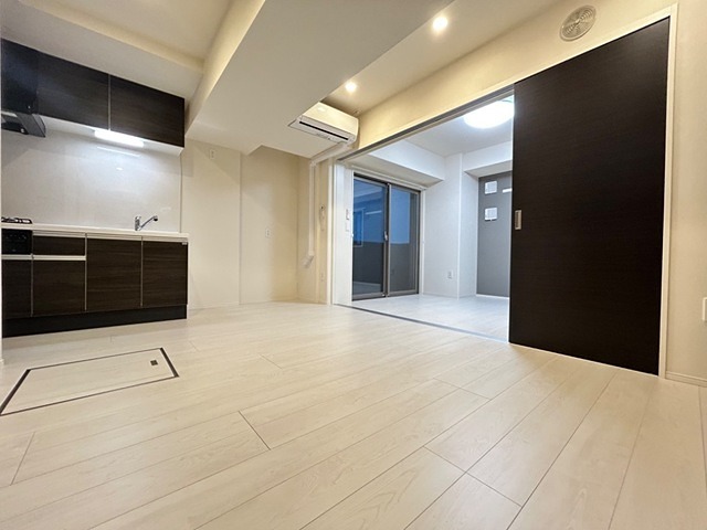 居室・リビング　フローリングのお部屋です。