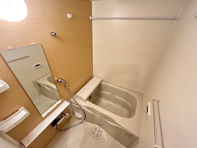 バス・シャワールーム　追い焚き付き