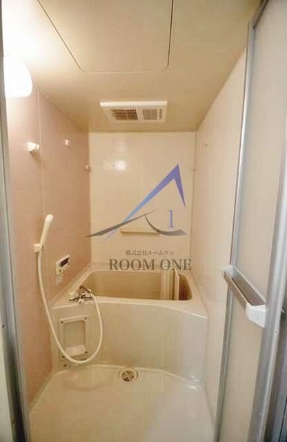 バス・シャワールーム　お風呂です。