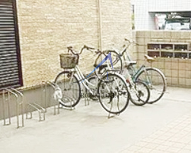 その他共有部分　駐輪スペースです。