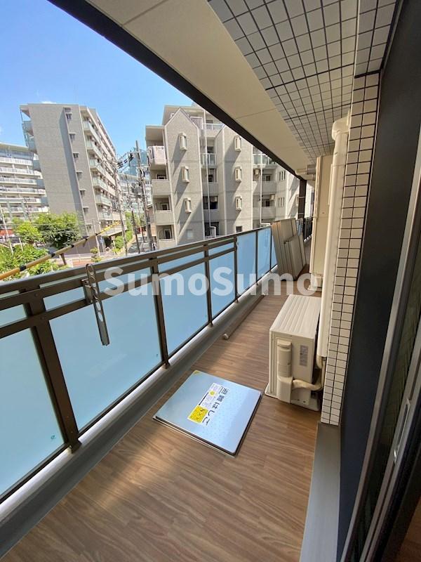 バルコニー　広々としたバルコニーです