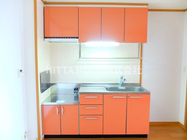 キッチン　ガスコンロ設置タイプです！！