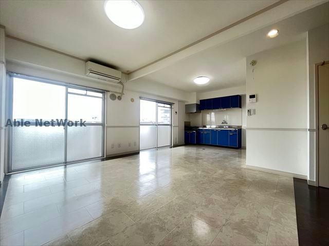 居室・リビング　※同型タイプです。（C301）