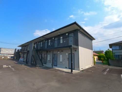 建物外観　下岡撮影