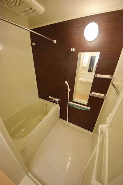 バス・シャワールーム　★一日の疲れをしっかり癒してください★