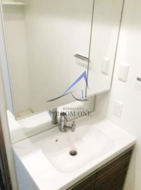 洗面設備　洗面台です。