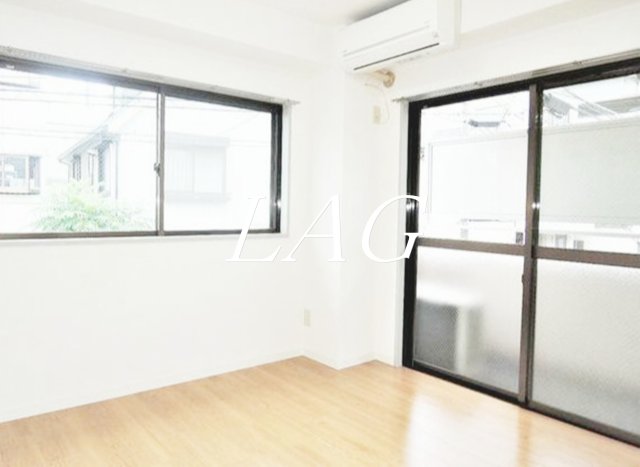 居室・リビング　洋室のお部屋です。