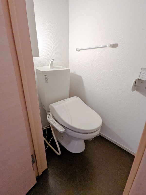 トイレ　図面と現状に相違がある場合には現状を優先