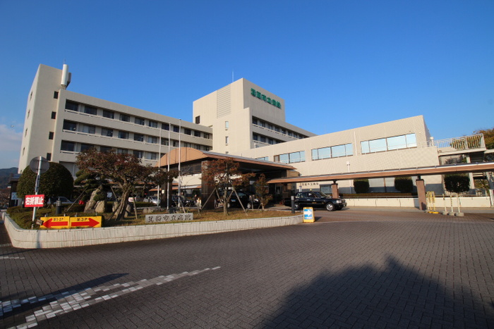 病院　箕面市立病院（病院）まで1600m