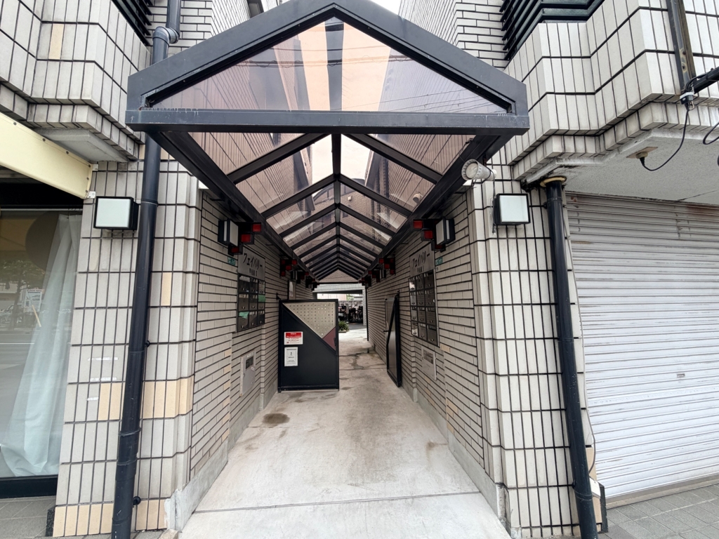 フェイバリー甲東園1・2の外観写真