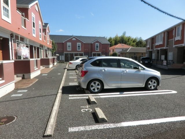 駐車場　敷地内に駐車場があります