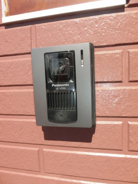 セキュリティ　訪問者の顔が分かるので安心ですね