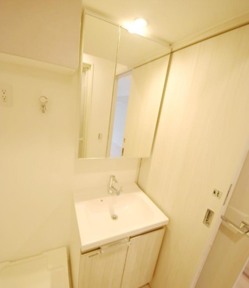 洗面設備　洗面所です