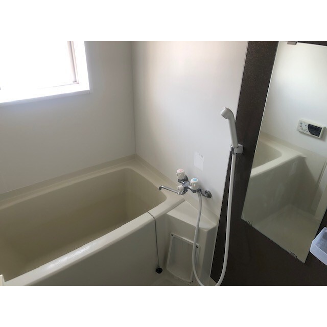 バス・シャワールーム　同タイプ別室