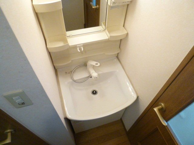 洗面設備　別部屋の写真です。