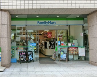 コンビニ　ファミリーマート リバージュ品川店（コンビニ）まで637m