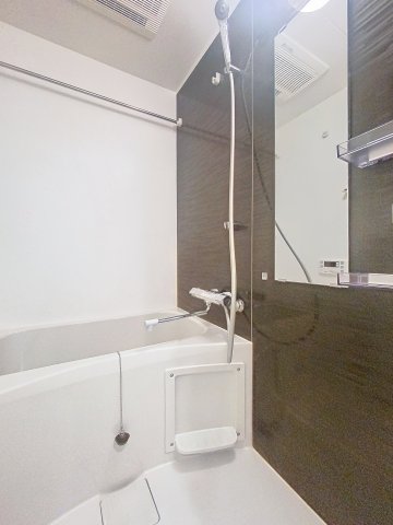 バス・シャワールーム　バスルーム