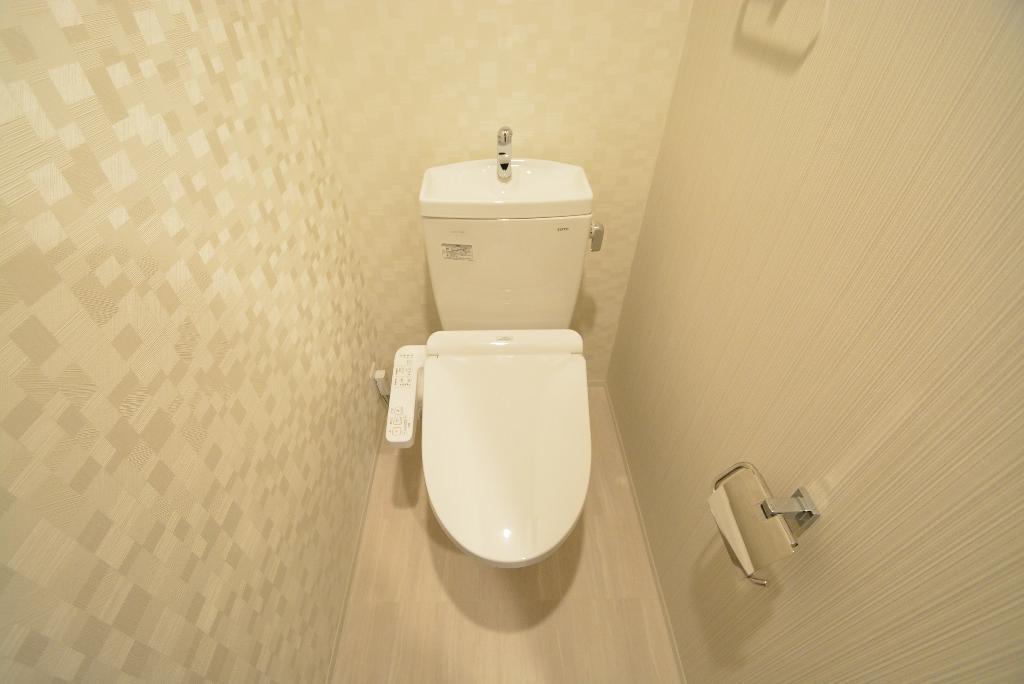 トイレ　シャワー付トイレ