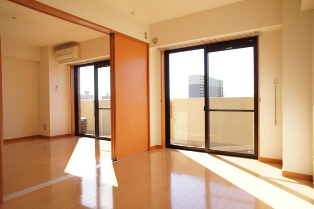 居室・リビング　図面と現状に相違がある場合には現状を優先