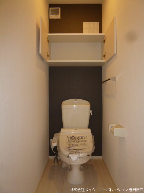 トイレ　写真は同型タイプ