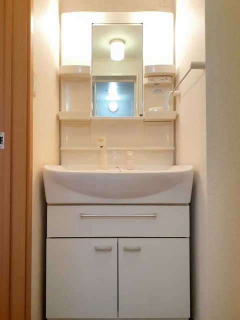 洗面設備　人気のシャンプードレッサー☆