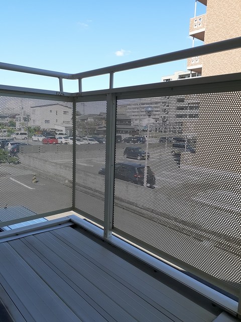 バルコニー　南東向きで日当たり良好☆