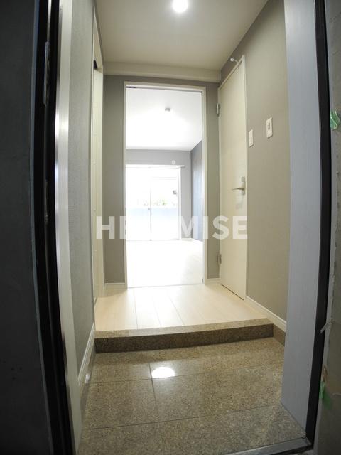 玄関　※同間取りの別の階のお部屋の画像です※