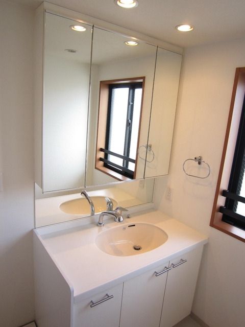 洗面設備　独立洗面台