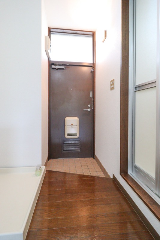 玄関　図面と現状に相違がある場合には現状を優先