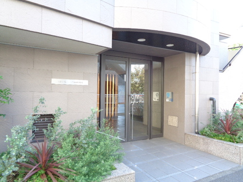 その他　エントランス　※2019年10月撮影