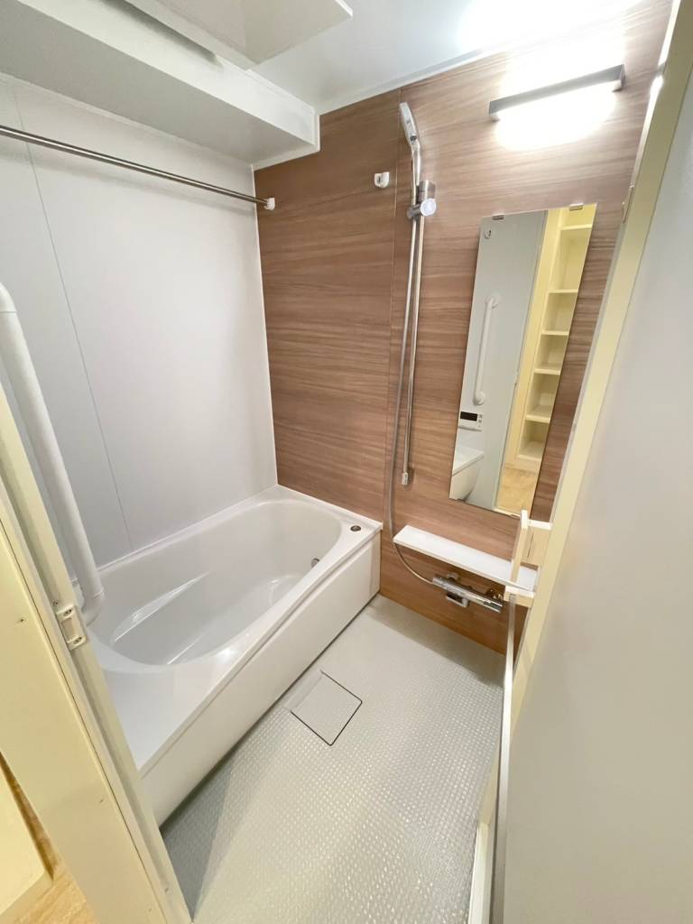 バス・シャワールーム