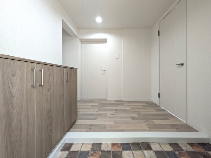 玄関　改装中・参考写真