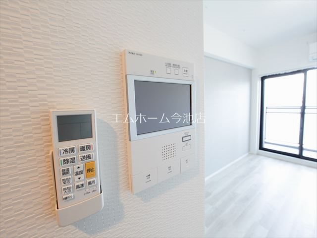 セキュリティ　TVモニター付インターホン完備