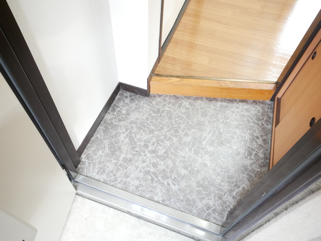 玄関　★マーブル模様のきれいな玄関です★