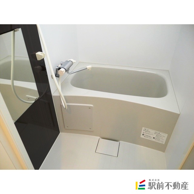 バス・シャワールーム　※同マンション別部屋