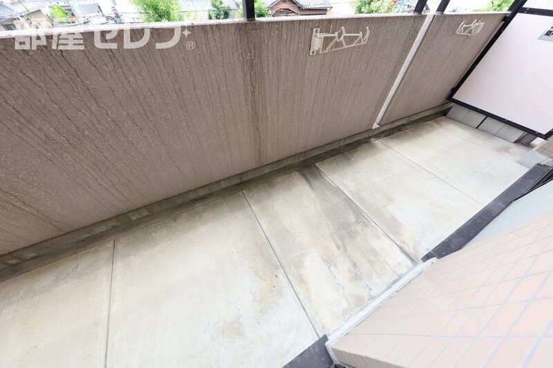 バルコニー　反転タイプのお部屋の写真です。