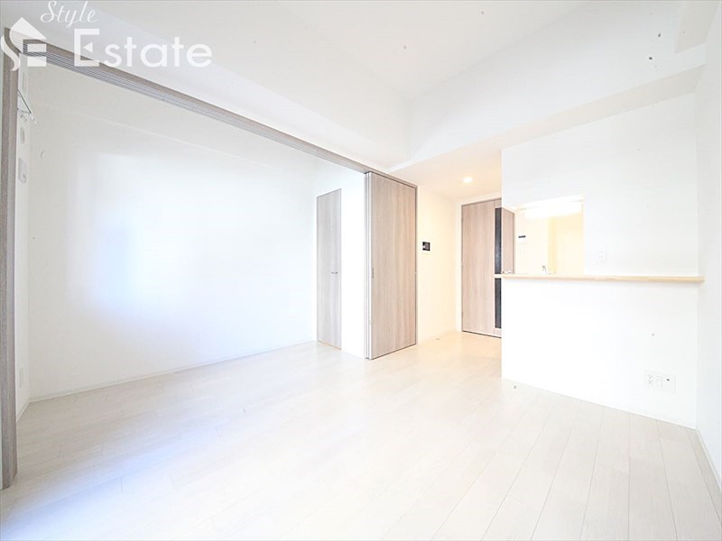 居室・リビング　内装