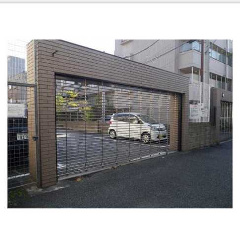 駐車場　ゲート付平置き駐車場、駐輪場有。空き等要問合せ