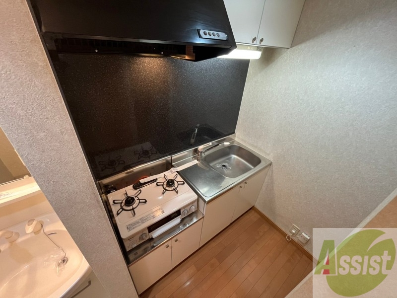 キッチン　キッチンは調理スペースもあり料理がはかどりそうです。