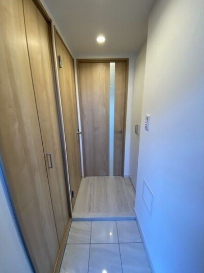 玄関　同タイプの他のお部屋